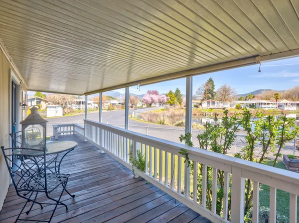 2295 SW Webster Rd, Grants Pass, OR 97526