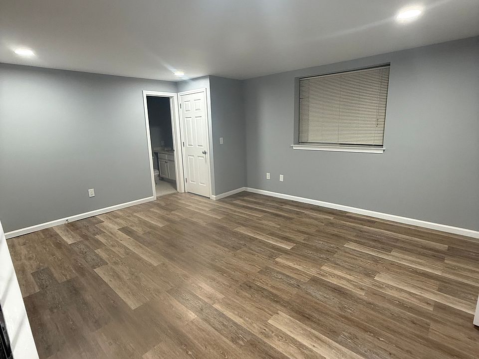 1st image of 43 Stuart Ave #2