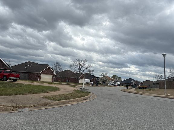 4th image of 3420 Bluff Creek Loop