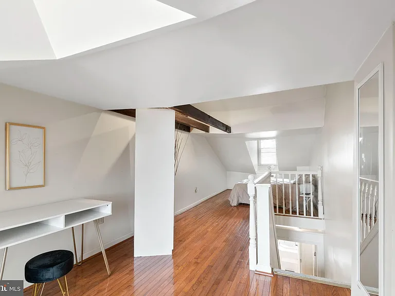 104 N 2nd St #200 — Photo 27
