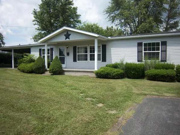 404 W 11th St, Johnston City, IL 62951