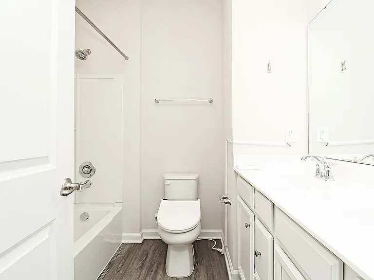 2083 Elm Tree Ct — Photo 9