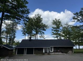 1224 Pocono Dr, Gouldsboro, PA 18424