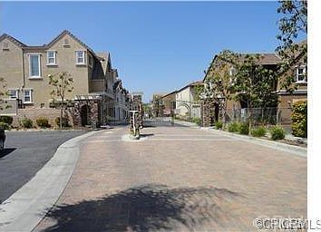 2nd image of 2889 Plaza Del Amo Unit 209