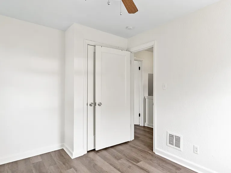 1725 E Frankfort St #1725 — Photo 3