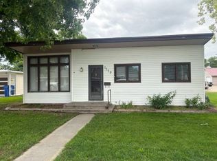 1119 I Ave, Gothenburg, NE 69138