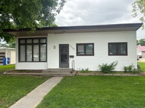 1119 I Ave, Gothenburg, NE 69138