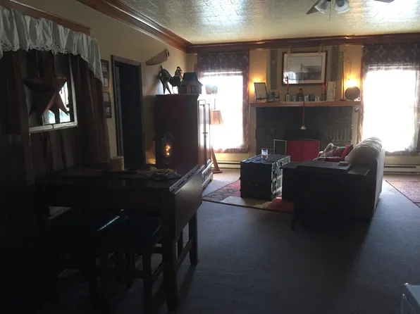 207 S Heaton St #A, Knox, IN 46534