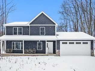 1021 River Rd, Hastings, MI 49058