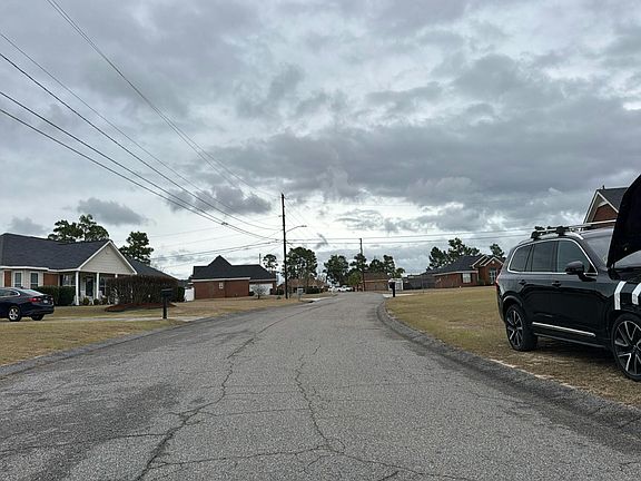 5th image of 2403 Ramblewood Dr