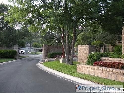 3rd image of 14115 Burlwood