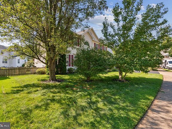 3rd image of 5135 Olivia Way