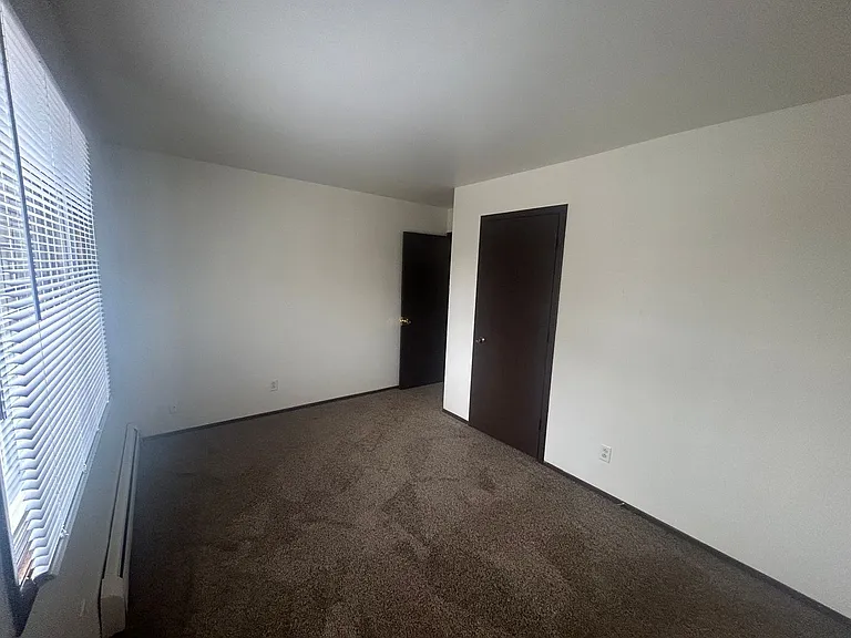 Colony Court Apartments LLC — Photo 6