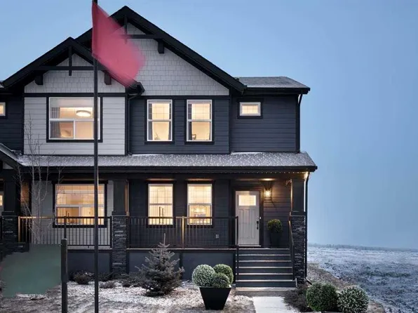 5044 S 154th Ave SW, Calgary, AB T2Y 3E5