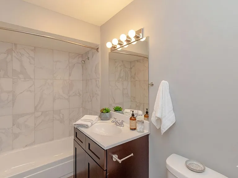 Victory Park Apartments — Photo 3