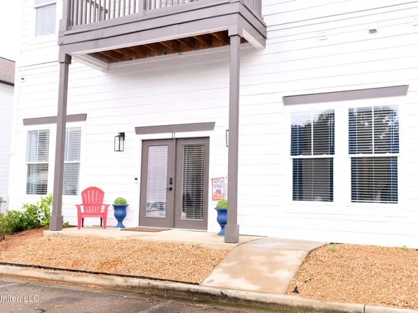 204 Town Center Dr #11, Oxford, MS 38655