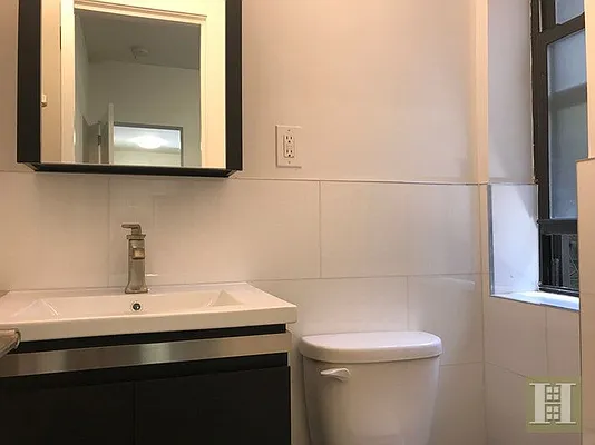 Rented by Halstead Real Estate | media 27