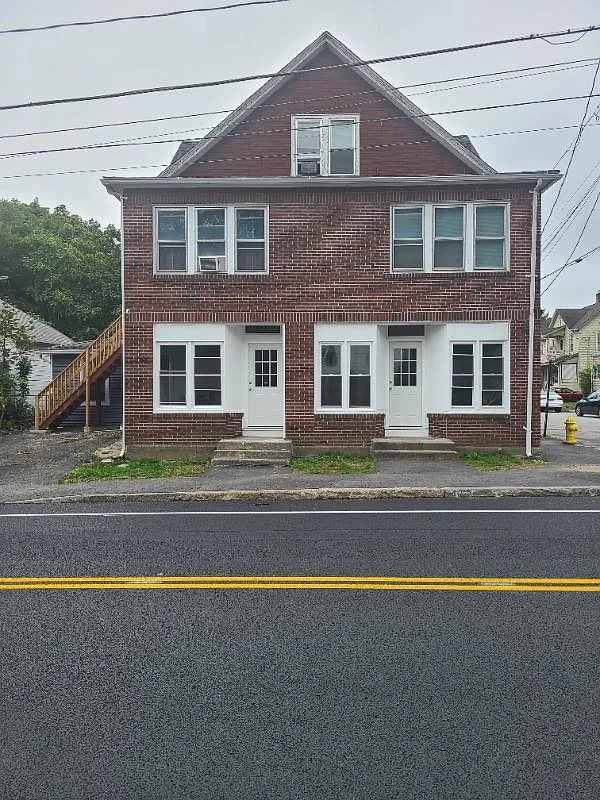 23 Highland Ave — Photo 1