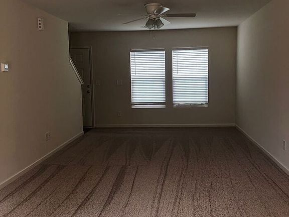 4th image of 143 Autumn Woods Dr