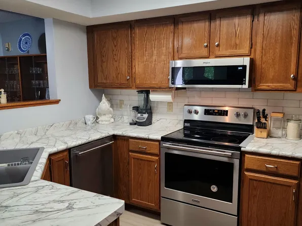 520 5th St SW Unit 217, Willmar, MN 56201