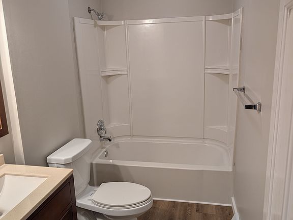 4th image of 351 Cluster Ave