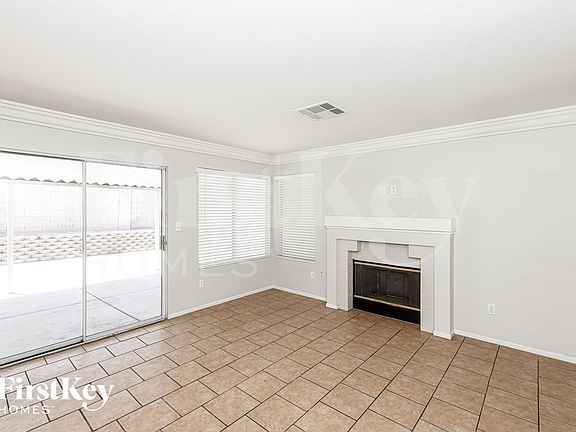 3rd image of 1673 Black Hills Way