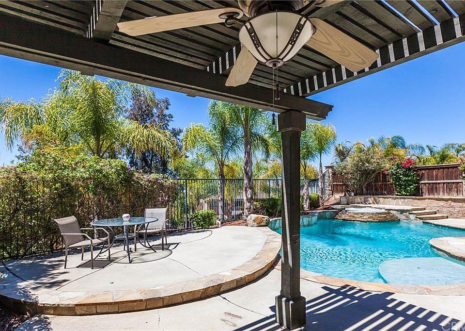 1st image of 31449 Orchard Ln
