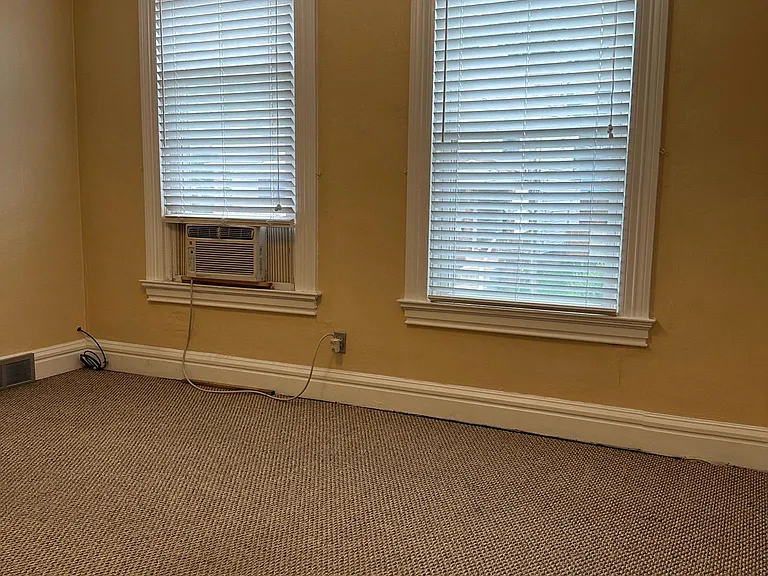 5 Denmarsh St #2 — Photo 2