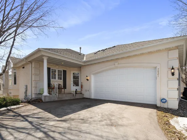 7921 Victoria Curv, Saint Louis Park, MN 55426