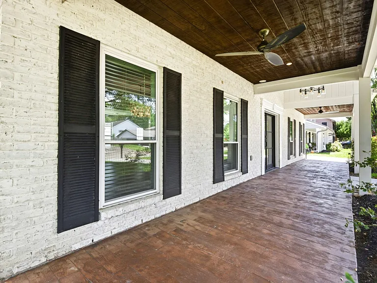 4810 Bayou Vista Dr — Photo 5