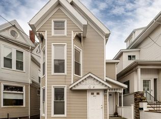 12 Granite St #2, Gloucester, MA 01930
