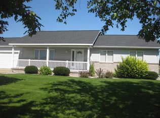 638 W Nebobish Rd, Essexville, MI 48732