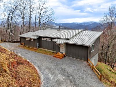 173 Serenity Ridge Dr, Franklin, NC, 28734