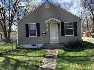 307 S Main St, Troy, IL 62294