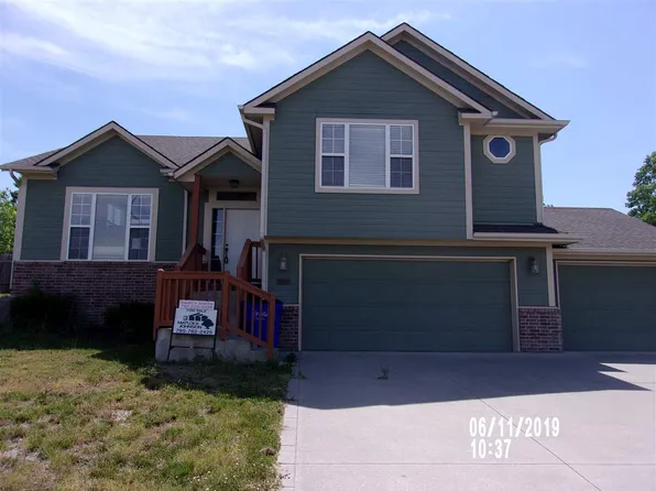 1011 Sandusky Dr, Junction City, KS 66441