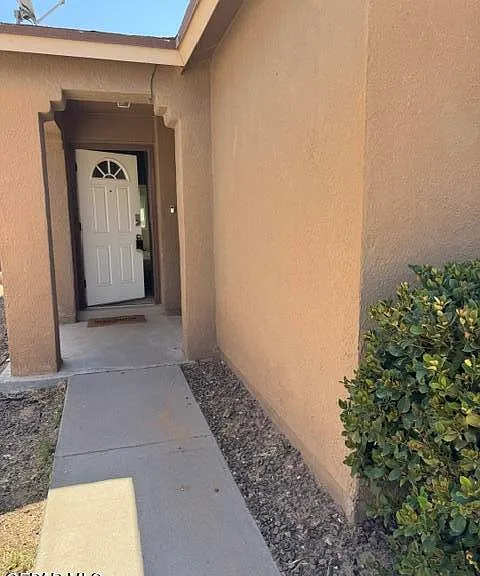 2508 Sparrow Point St — Photo 14