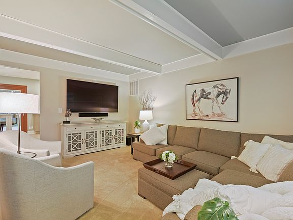 3rd image of 3455 Treaty Ln