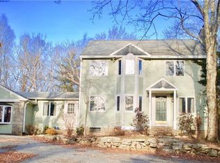 26 Sherman Ave, Lincoln, RI 02865