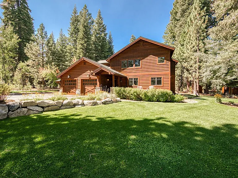 11570 Stillwater Ct — Photo 45