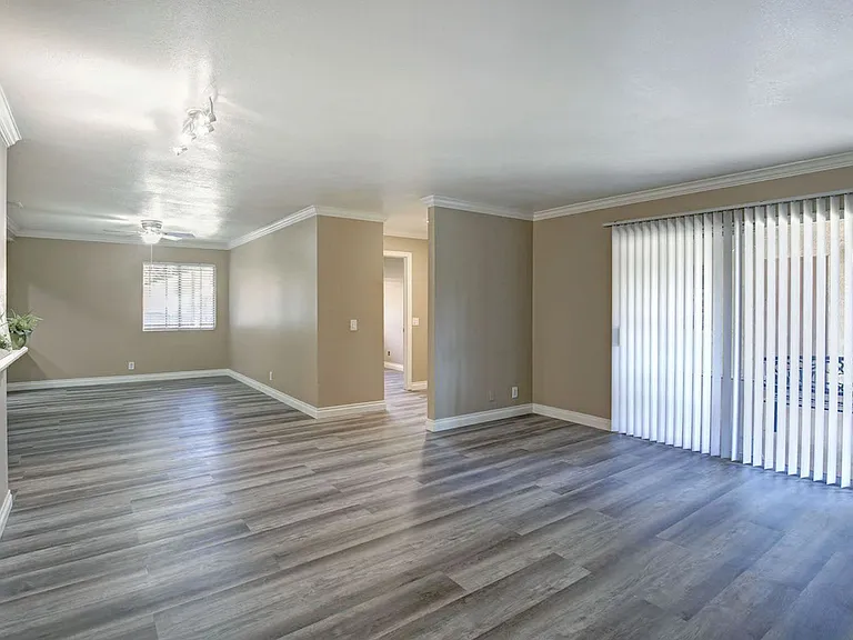6830 Rosemead Blvd — Photo 22