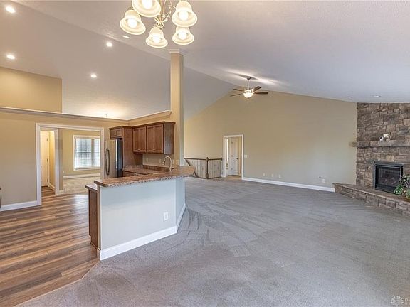 5th image of 152 Wolf Creek Ct