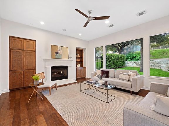 2nd image of 4336 Canoas Dr