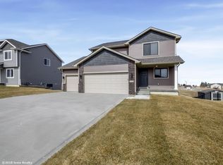 1105 SW 7th St, Grimes, IA 50111