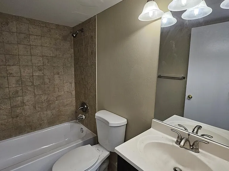 1720 N Congress Ave #107 — Photo 8