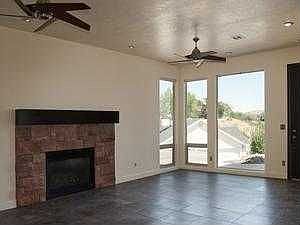 3rd image of 3164 Truman Dr