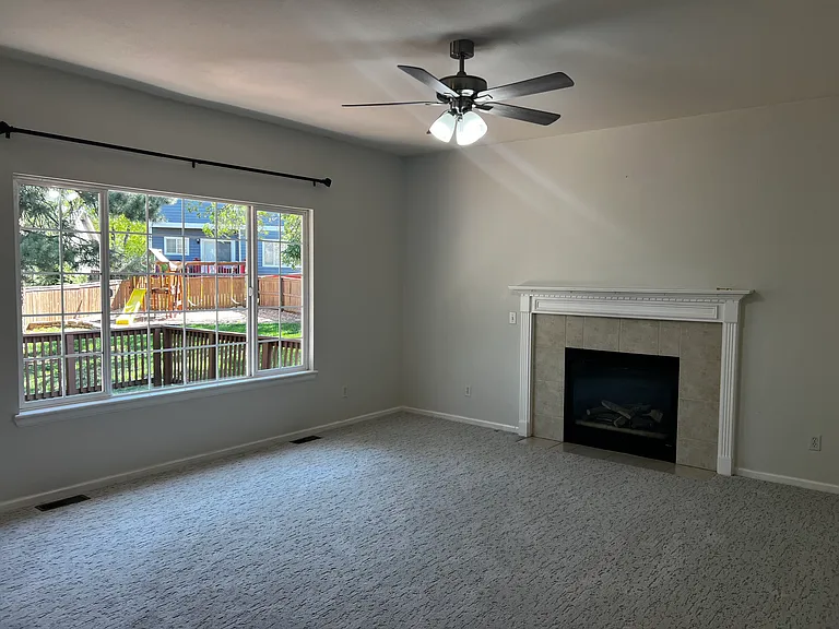 1029 Thornbury Pl — Photo 13