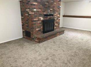 973 University Dr, Edwardsville, IL 62025