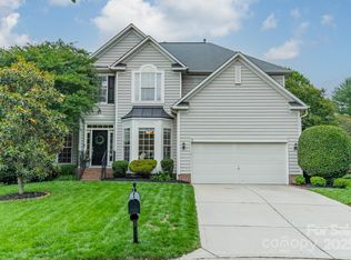211 Tyndale Ct, Waxhaw, NC 28173