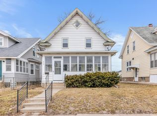 975 Fuller Ave, Saint Paul, MN 55104