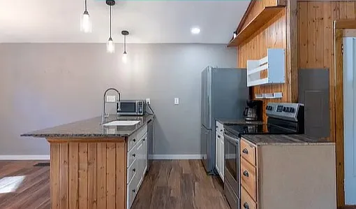 139 Cherokee Dr — Photo 5